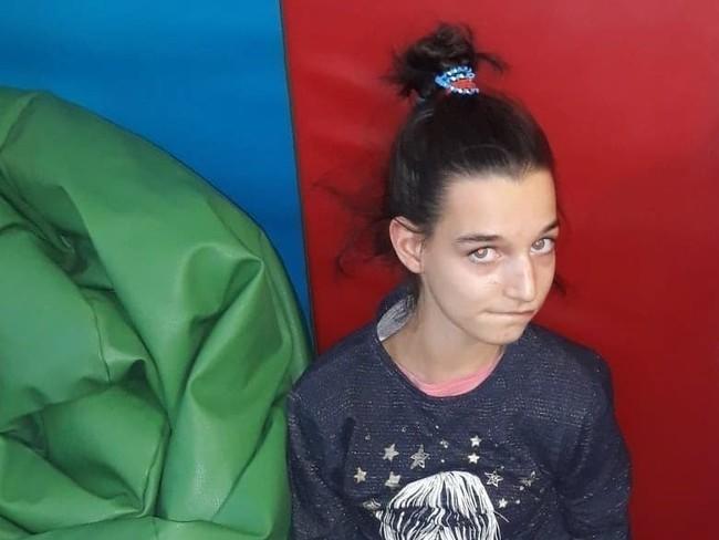 Padaczka zdominowała życie Weroniki - pomóż!-1